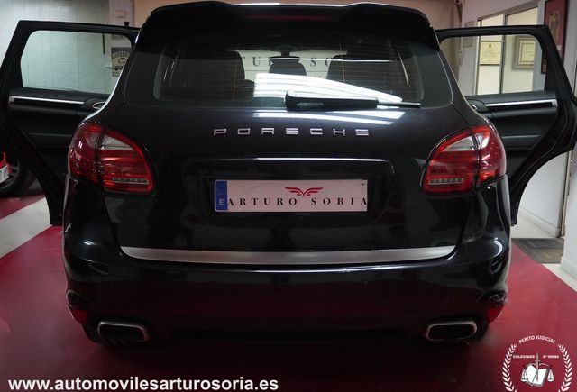 Porsche Cayenne 2012