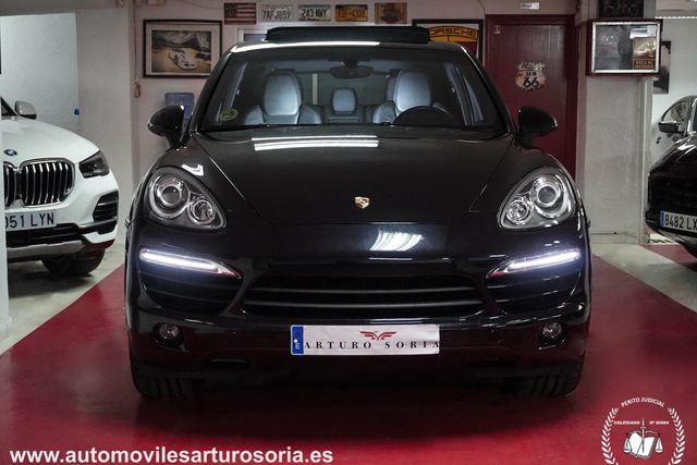 Porsche Cayenne 2012