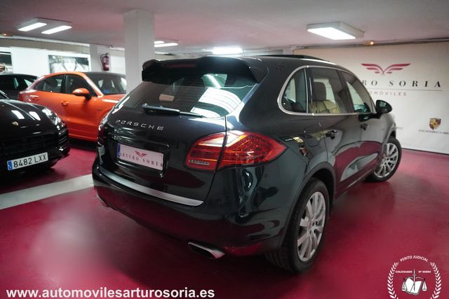 Porsche Cayenne 2012