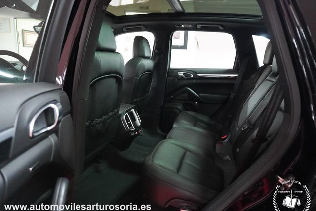 Porsche Cayenne 2012