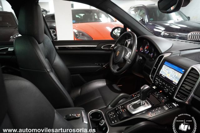 Porsche Cayenne 2012