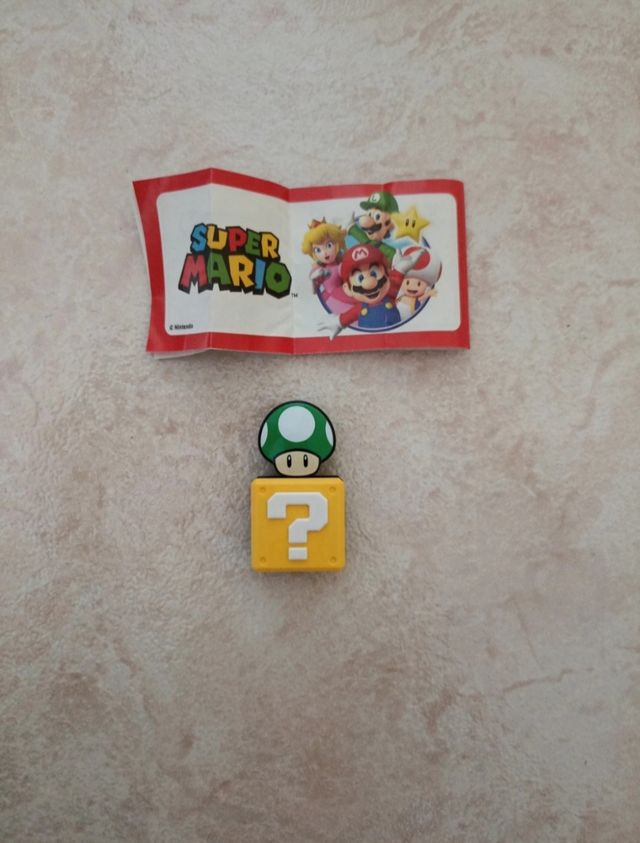 Kinder Joy Super Mario  VQ390A Evidenziatore Verde