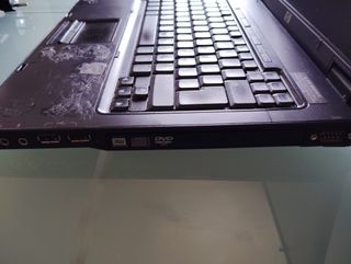 Portátil HP negro y gris