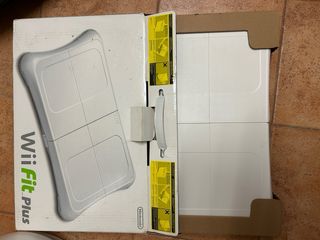 Wii Fit Plus - Nintendo