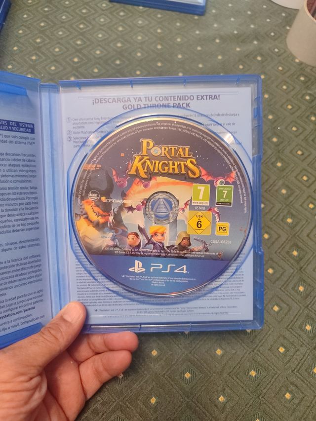 Portal Knights PS4 (PlayStation 4) Gold Edition