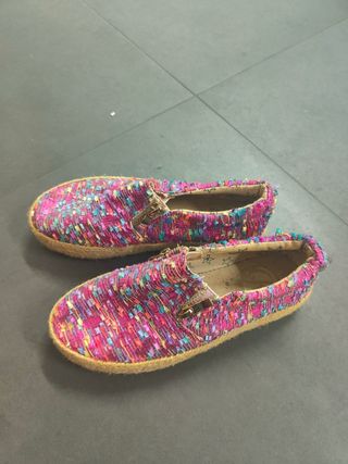 Sapatilhas Rosa sem Cordões Tam 34