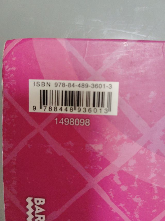 Xènia, #KeepCalm i fes un tuit