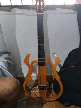 Guitarra Acústica Diseño único precio negociable
