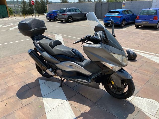 Yamaha T-Max 2009