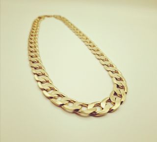 Cadena laminada en oro 18k 