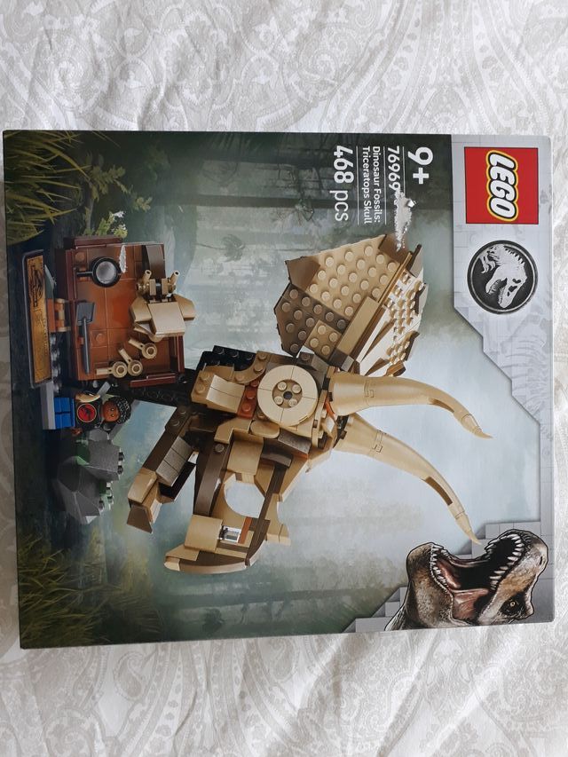 Lego Jurassic World 76969 Triceratops