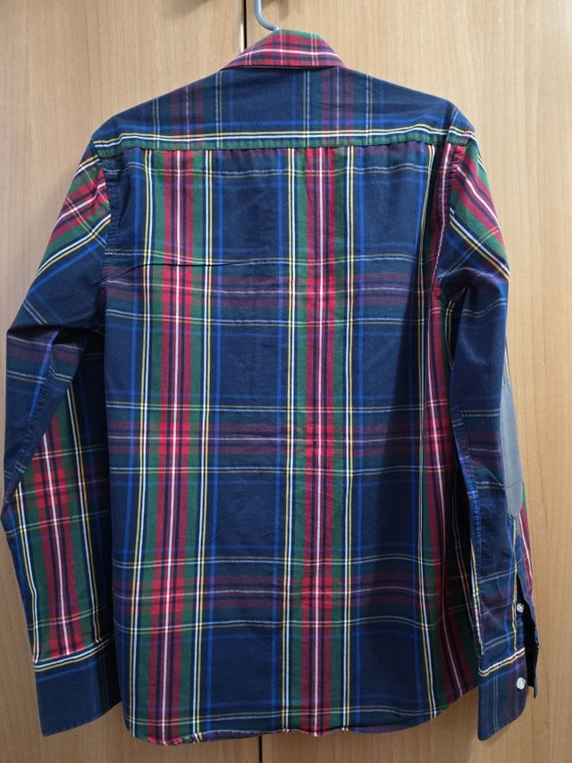Camisa cuadros con coderas multicolor. 2 EUROS