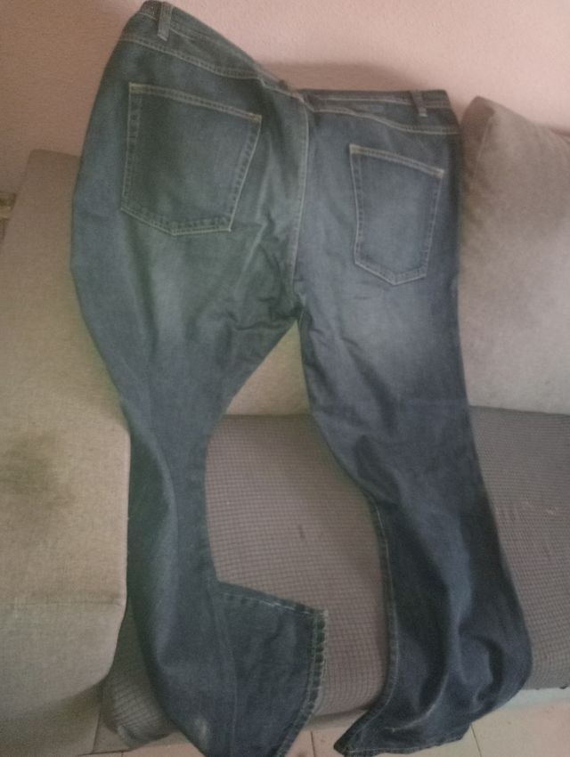 Pantalones vaqueros azul marino