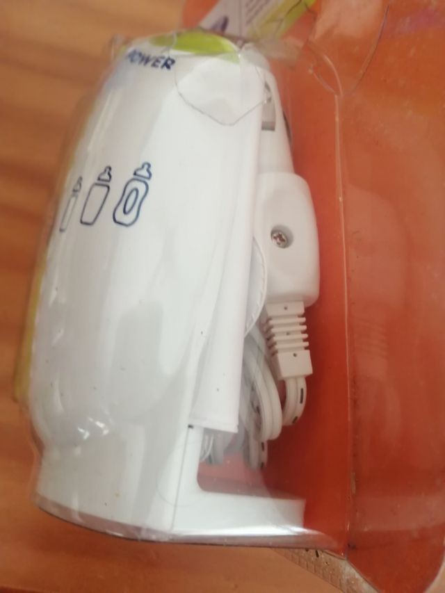 Calienta biberones Jane para coche. Nuevo.