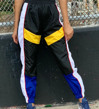 Pantalón tela impermeable oversized