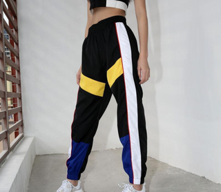 Pantalón tela impermeable oversized