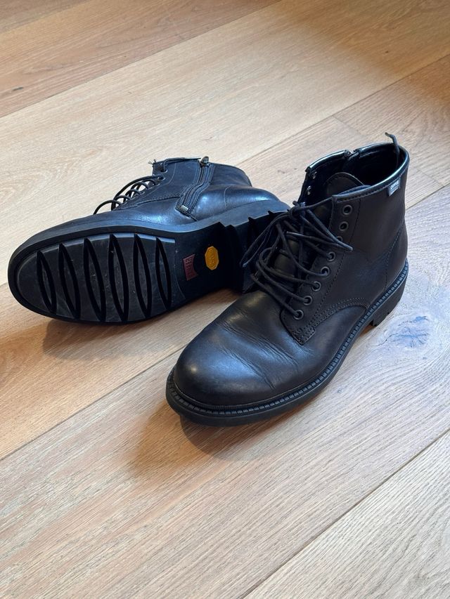 Botas Camper, Piel Negras Talla 40, goretex 