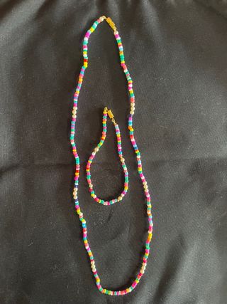 Collar multicolor perlas pequeñas