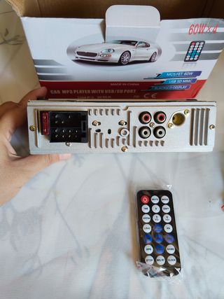 Radio para coche MP3 USB 60W