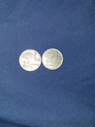2 Monedas 25 Ptas España 1982