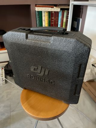 DJI Ronin-SC Pro Combo Gimbal Kit con Estabilizado