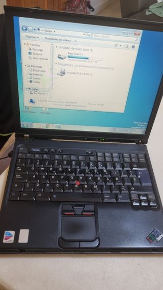 Portátil Lenovo negro