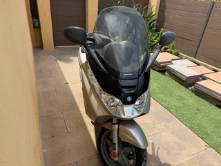 Piaggio x8 200cc - Moto