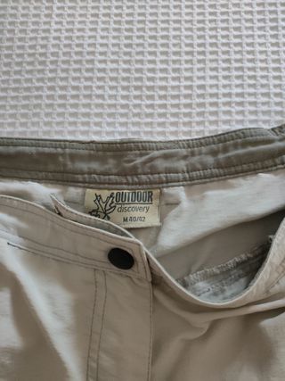 Bermudas beige montaña tiene 3 piezas 