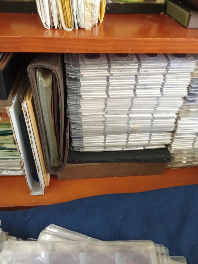 Monedas y billetes: colección