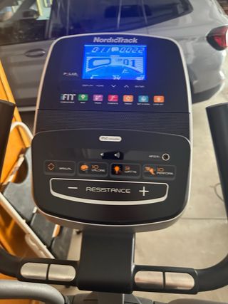 Elíptica NordicTrack c/Pantalla LCD