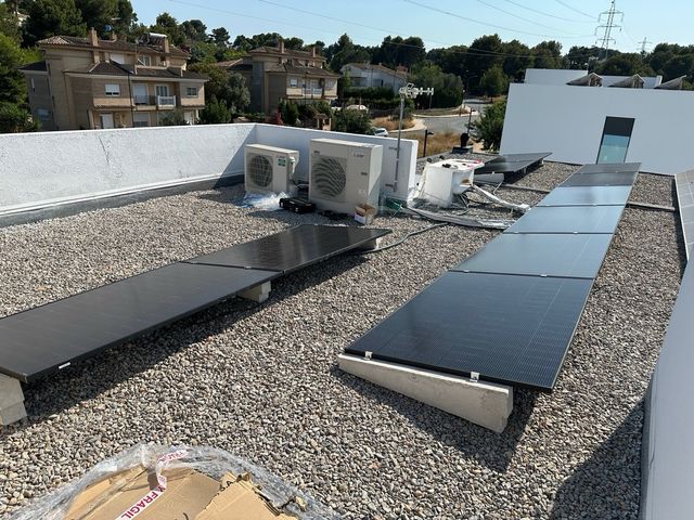 PLACAS SOLARES FOTOVOLTAICA