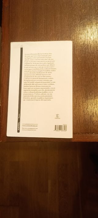 La casa de Bernarda Alba (Spanish Edition)