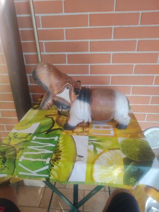 Statua ippopotamo legno