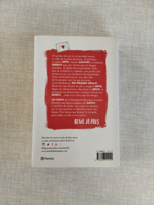 Algo tan sencillo como tuitear te quiero (Serie...