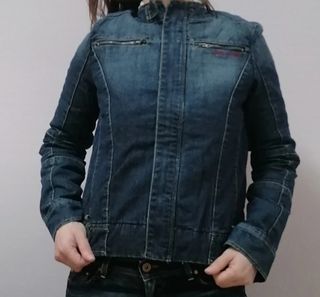 Chaqueta vaquera Mala Mujer
Nueva con etiquetas.