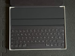 Teclado Apple Smart Keyboard Folio iPad Pro 12,9