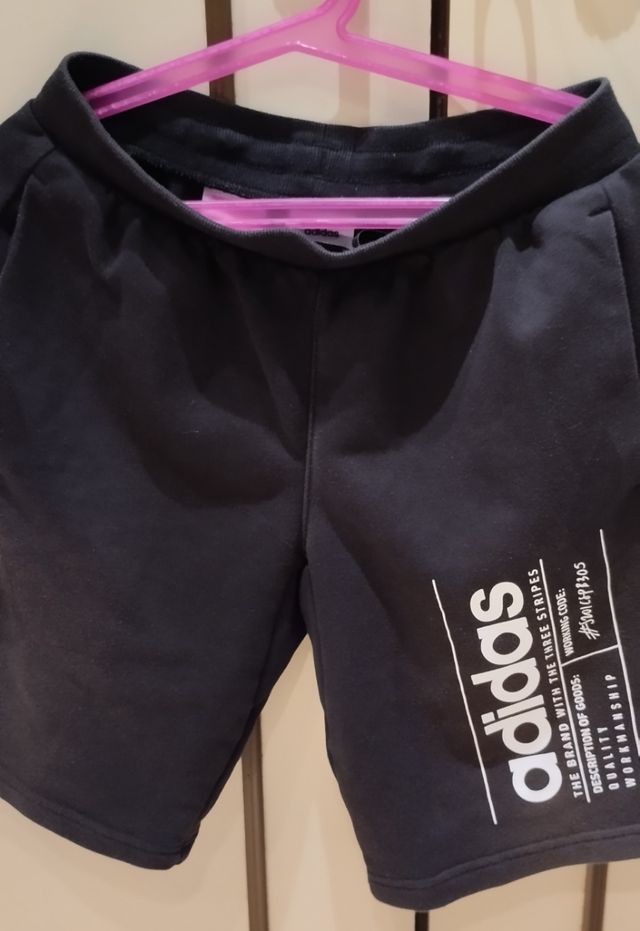 Pantaloncini bambino. Adidas.