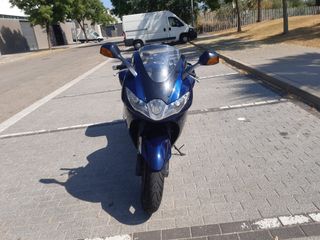 Triumph Sprint GT 1050