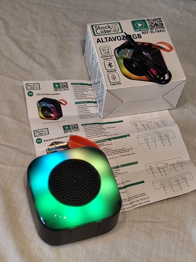 Altavoz Bluetooth con luces RGB