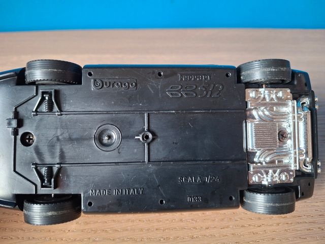 Ferrari BB 512 Bburago 1:24