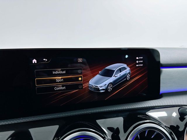 Mercedes Clase A 180d AMG Line 116CV 