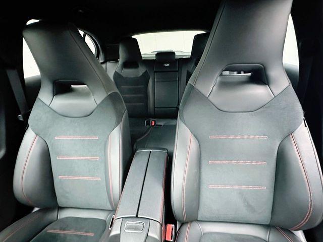Mercedes Clase A 180d AMG Line 116CV 