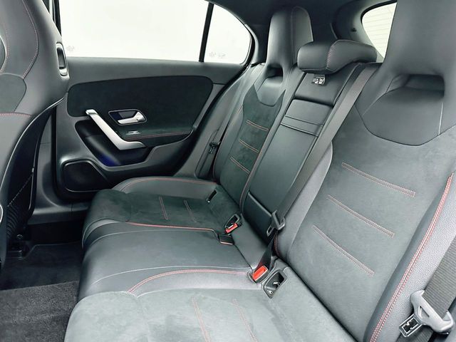 Mercedes Clase A 180d AMG Line 116CV 