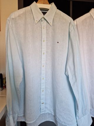2 Camisas Tommy Hilfiger Lino