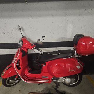 Piaggio VESPA GTS 300