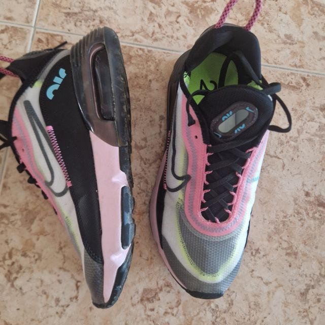 Nike Air Max 2090- Zapatillas Rosa