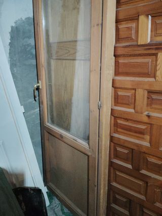 Puerta madera cristal doble