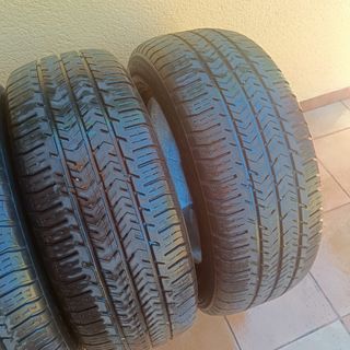 Neumáticos Michelin Agilis  215/60/16