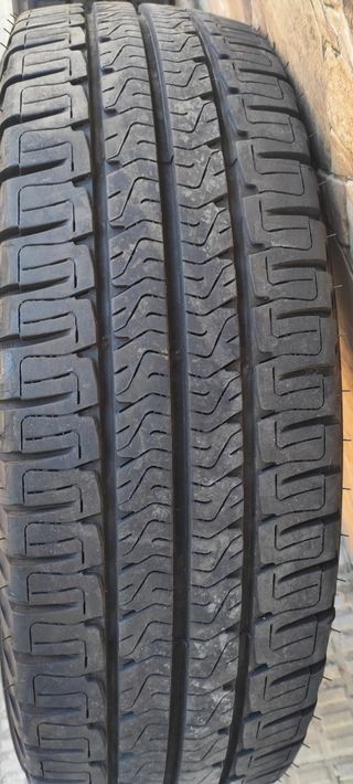 Neumáticos Camping Agilis & Michelin