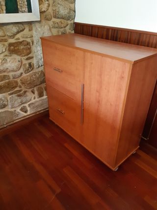 Cama plegable de madera